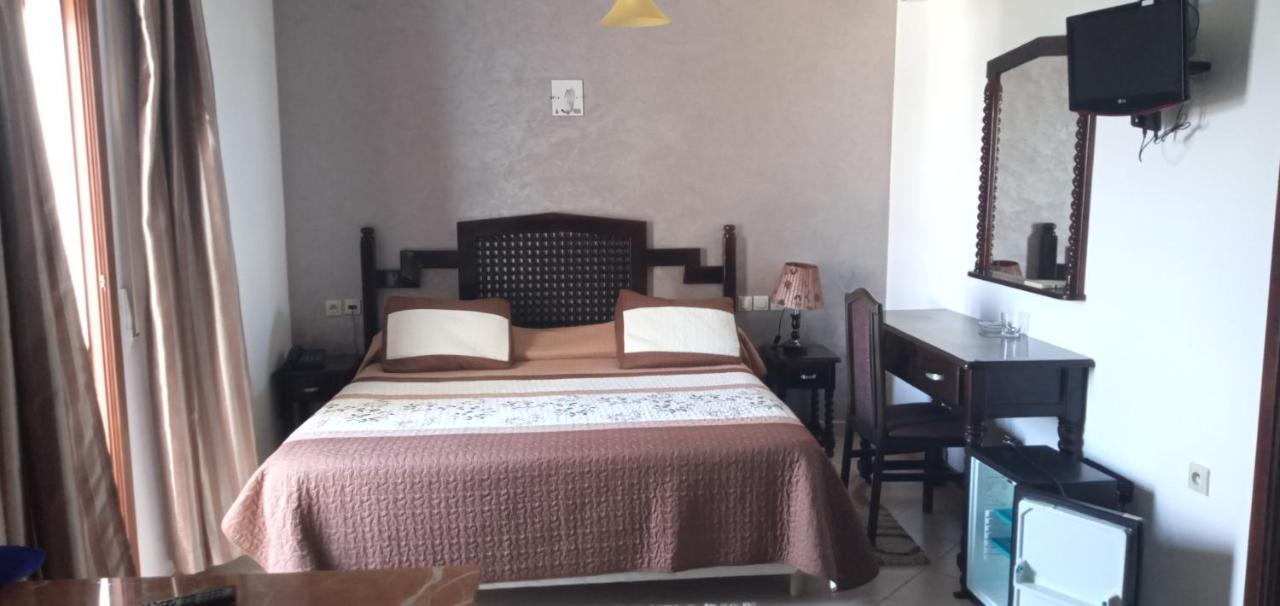 Hotel Cote D'Or M'Diq Esterno foto